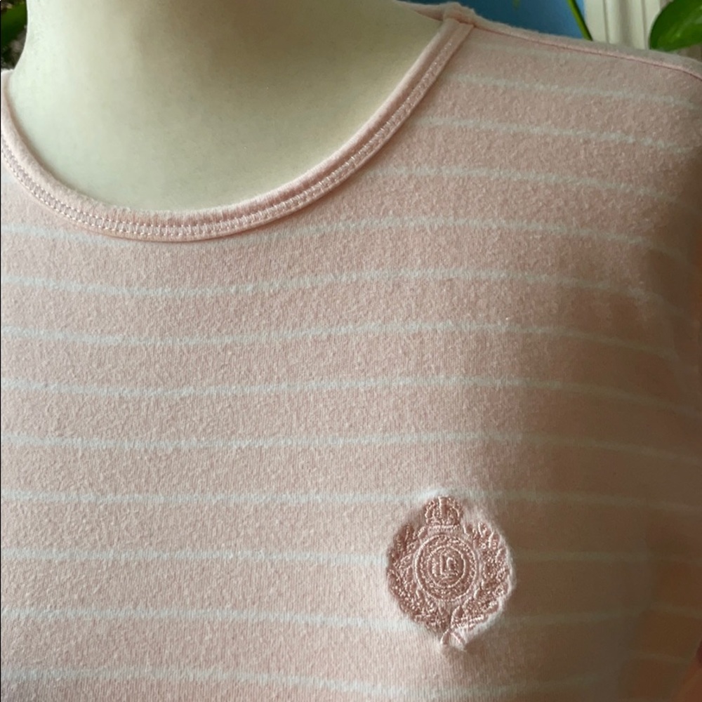 🌺Liz Claiborne short sleeve tee🌺 - Picture 2 of 6